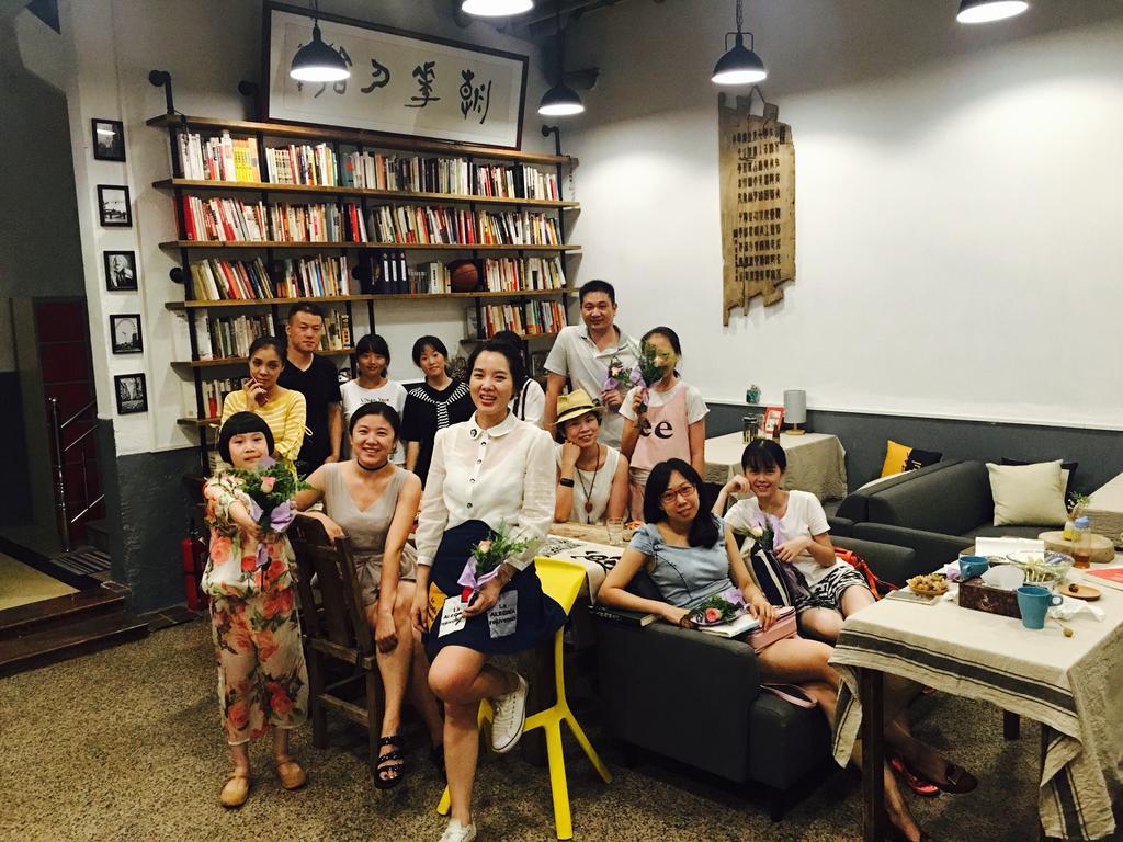 Zhaohuaxishi Youth Hostel Guangzhou Eksteriør billede