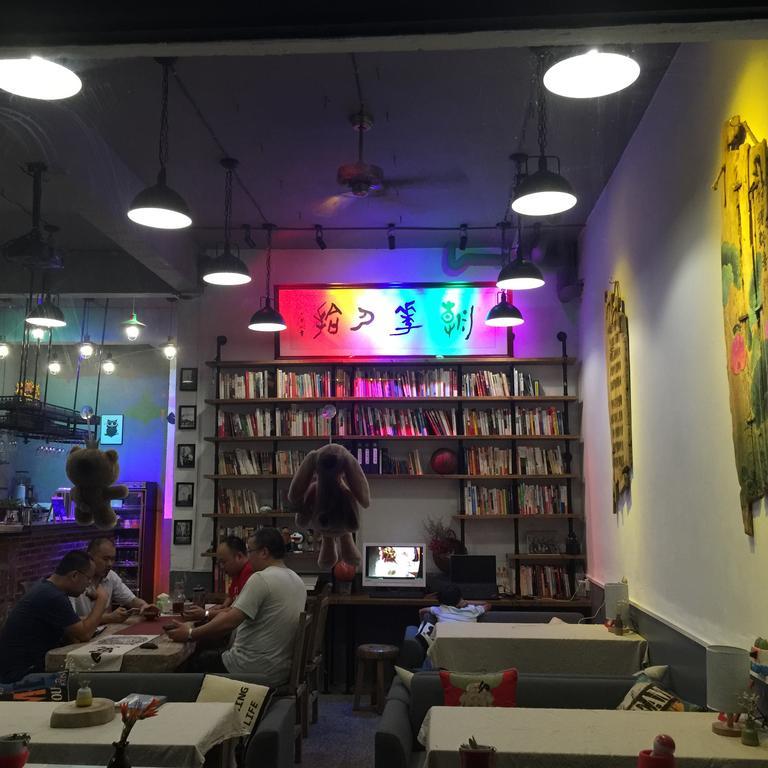 Zhaohuaxishi Youth Hostel Guangzhou Eksteriør billede